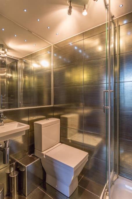 Prime Edinburgh City Centre - 4 Bed Penthouse Extérieur photo