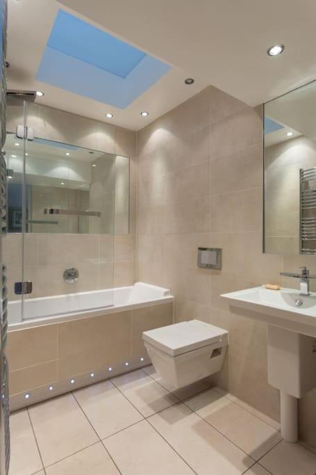 Prime Edinburgh City Centre - 4 Bed Penthouse Extérieur photo