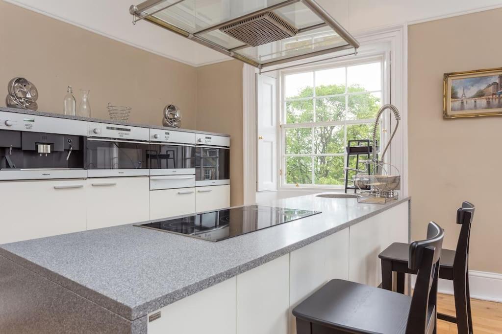 Prime Edinburgh City Centre - 4 Bed Penthouse Extérieur photo