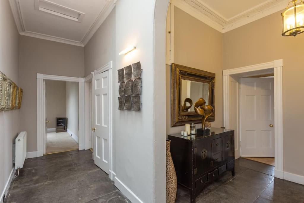 Prime Edinburgh City Centre - 4 Bed Penthouse Extérieur photo
